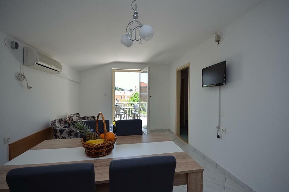 Apartmani Ana Tribalj Extérieur photo